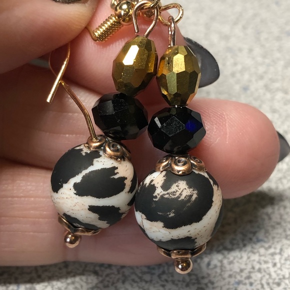 🥂⭐️🐆 sweet evening wear LEOPARD ball earrings - Picture 4 of 4